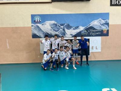 Момчетата до 14 потеглиха уверено в държавните финали
