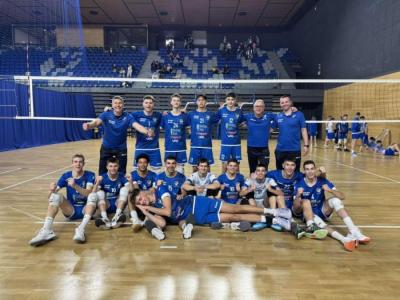 Солиден старт във финалите за момчетата на 18 години