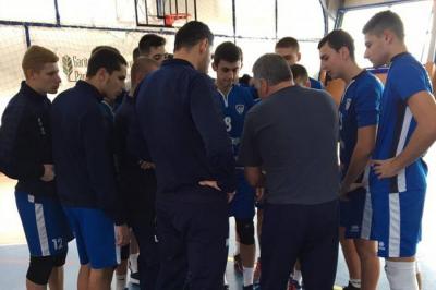 Старшата започна с 3:0 над ЦСКА