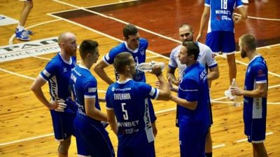 Жеков с коронавирус, Буратини ще води мъжете