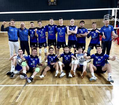 Момчетата до 18 години с първа победа във финалите